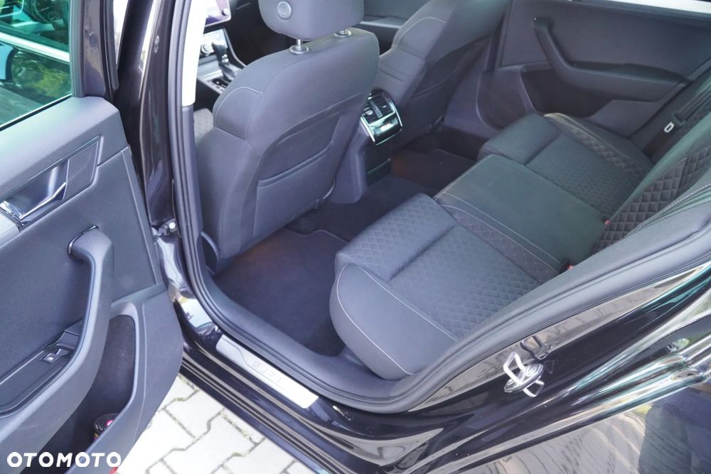 Skoda Superb 1.6 TDI Style DSG - 6