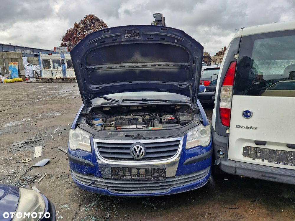 Zderzak przedni przód vw touran lift  spryski - 1