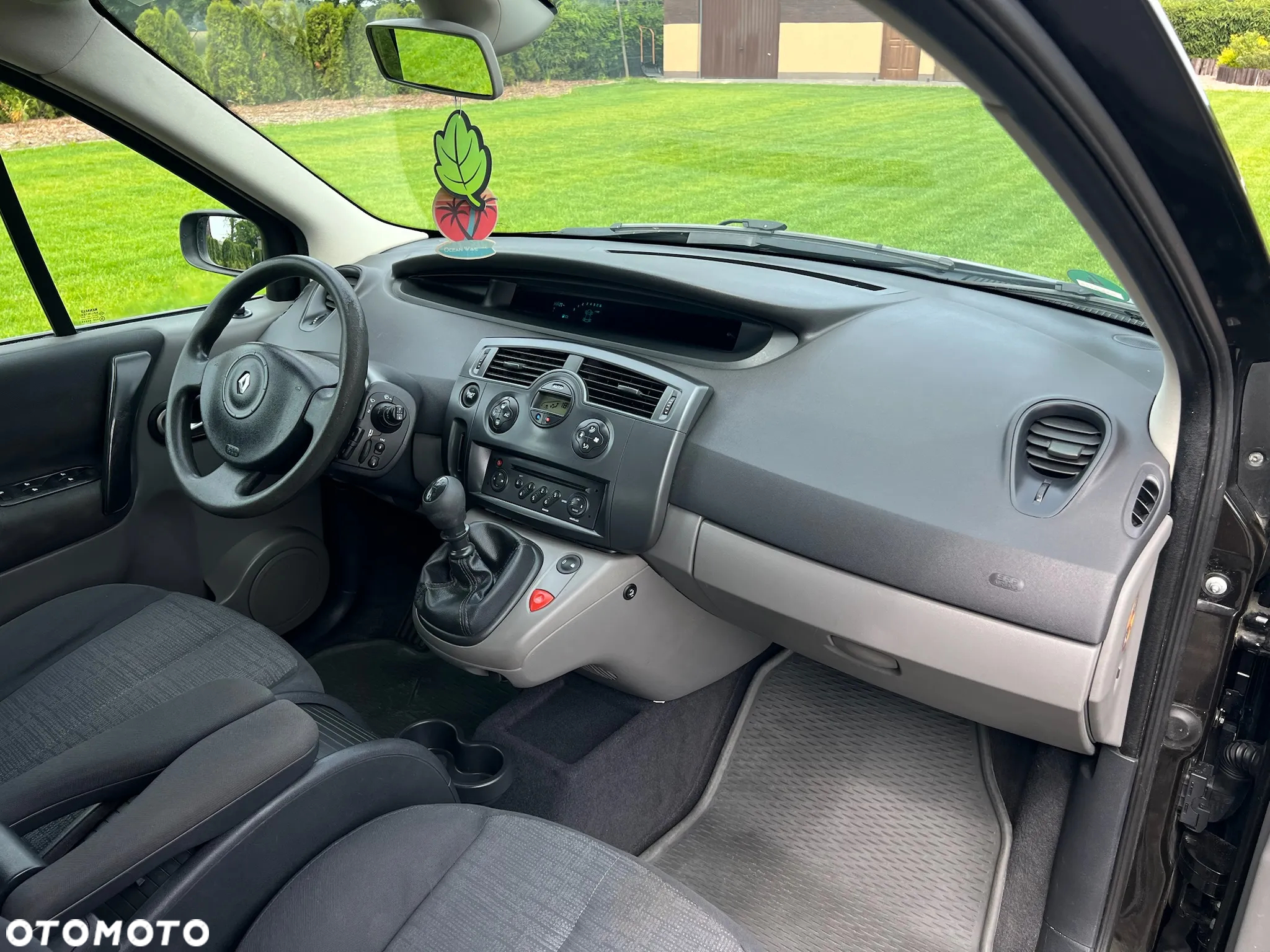Renault Scenic 1.6 16V 110 Dynamique - 17