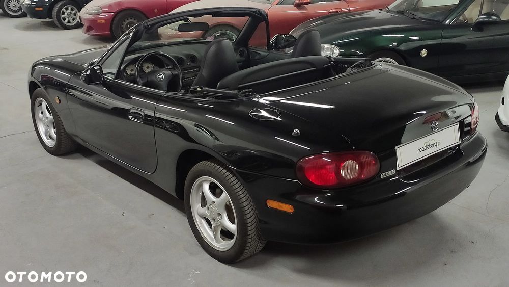 Mazda MX-5 1.6i 16V - 9