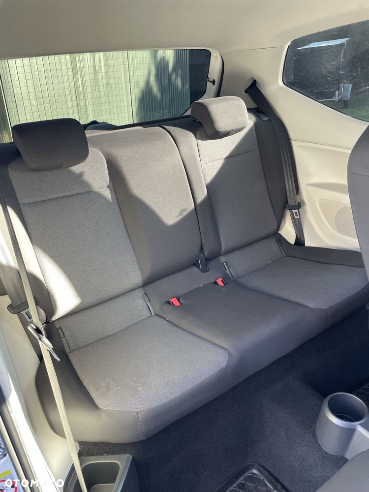 Volkswagen up! - 5
