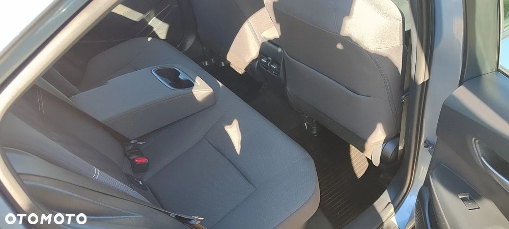 Toyota Corolla 1.8 Hybrid Comfort - 12