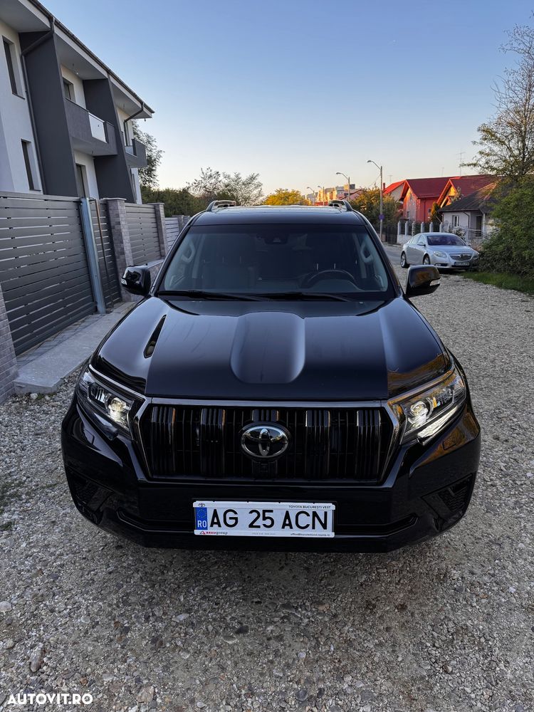 Toyota Land Cruiser 2.8l D-4D 204 CP A/T 7 locuri Luxury AVS - 3