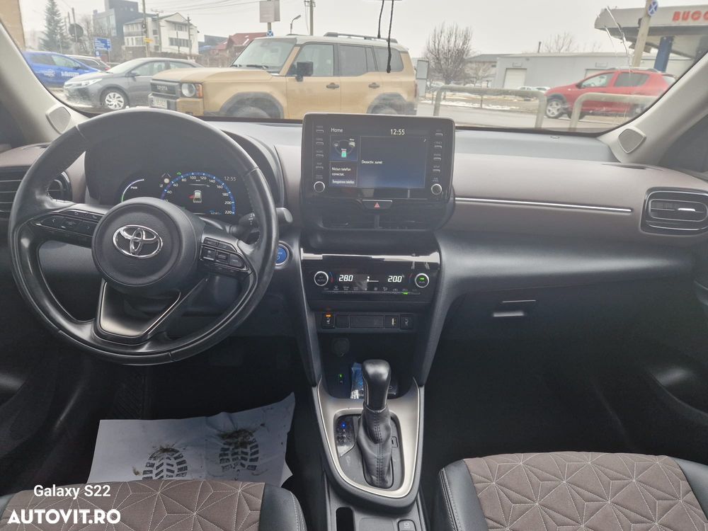 Toyota Yaris Cross 1.5 VVT-i HSD 4x2 Exclusive Elegant - 11