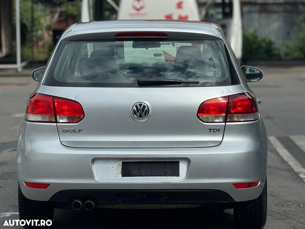 Volkswagen Golf 2.0 TDI Trendline - 6