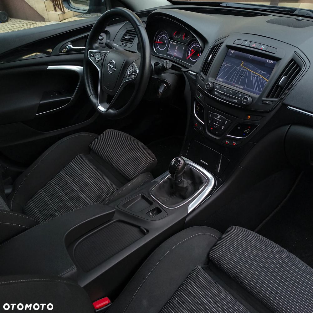 Opel Insignia 1.4 T Cosmo S&S - 10