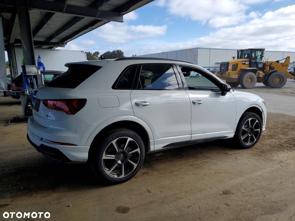 Audi Q3 45 TFSI Quattro S tronic - 4