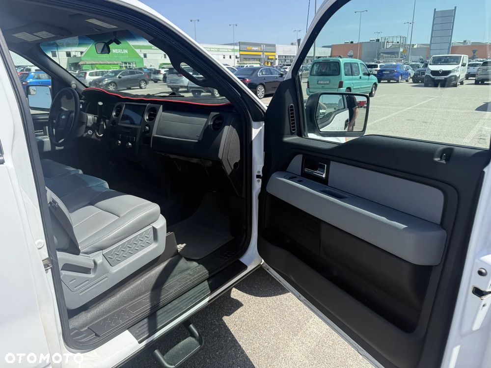 Ford F150 - 8