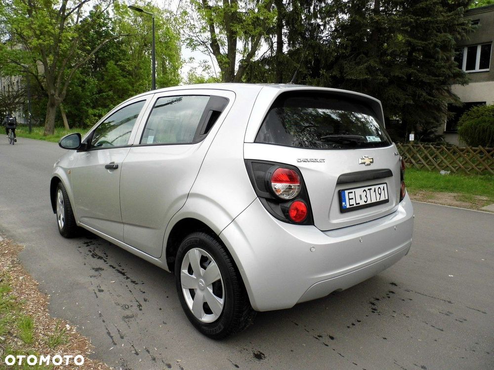 Chevrolet Aveo - 2