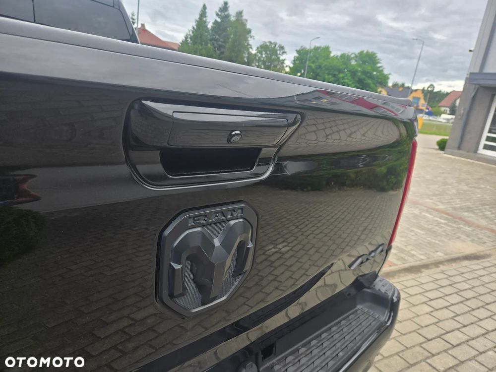 RAM 1500 Quad Cab Longbed Bighorn - 9