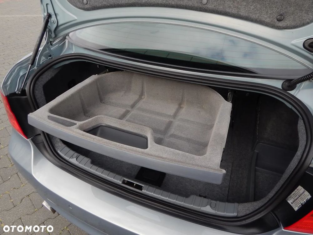 BMW Seria 3 320d - 16