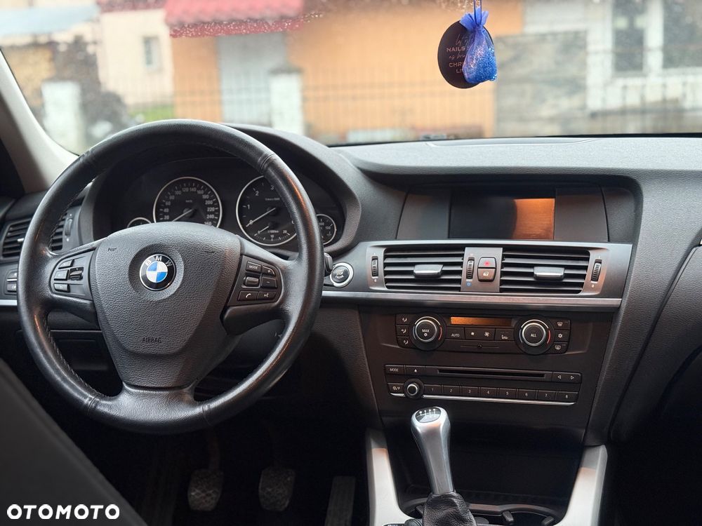 BMW X3 2.0d - 26