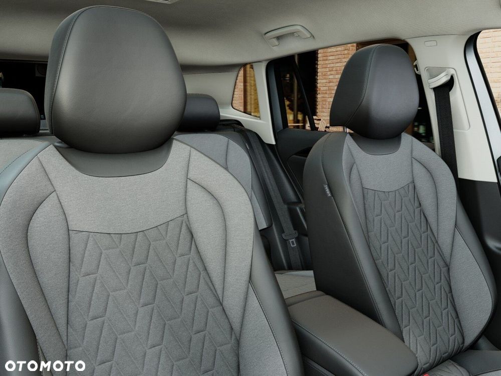 Volkswagen Tiguan - 11