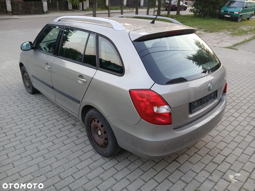 Skoda Fabia 1.2 HTP Classic - 3
