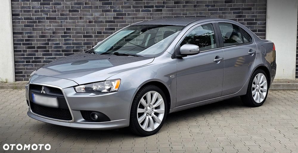 Mitsubishi Lancer 1.6 Intense - 1