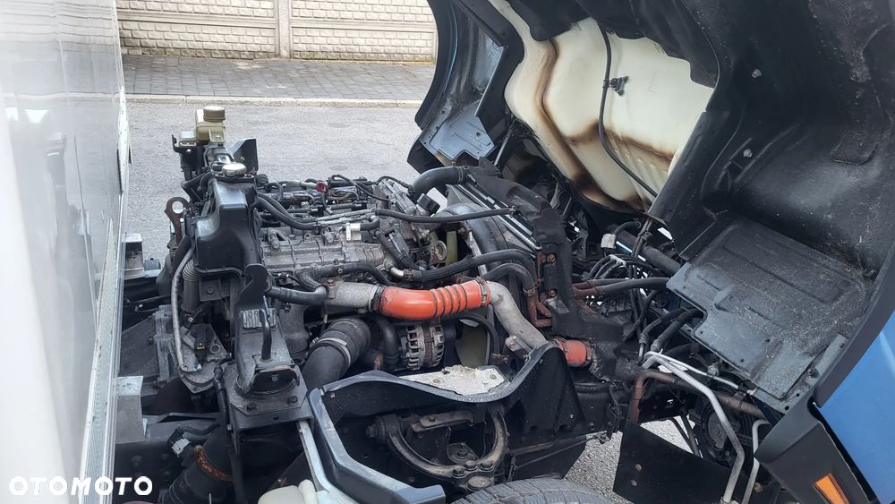 Mitsubishi Canter Fuso  3c15 kontener / plandeka / skrzynia/Silnik 3.0 jak w iveco daily / - 19