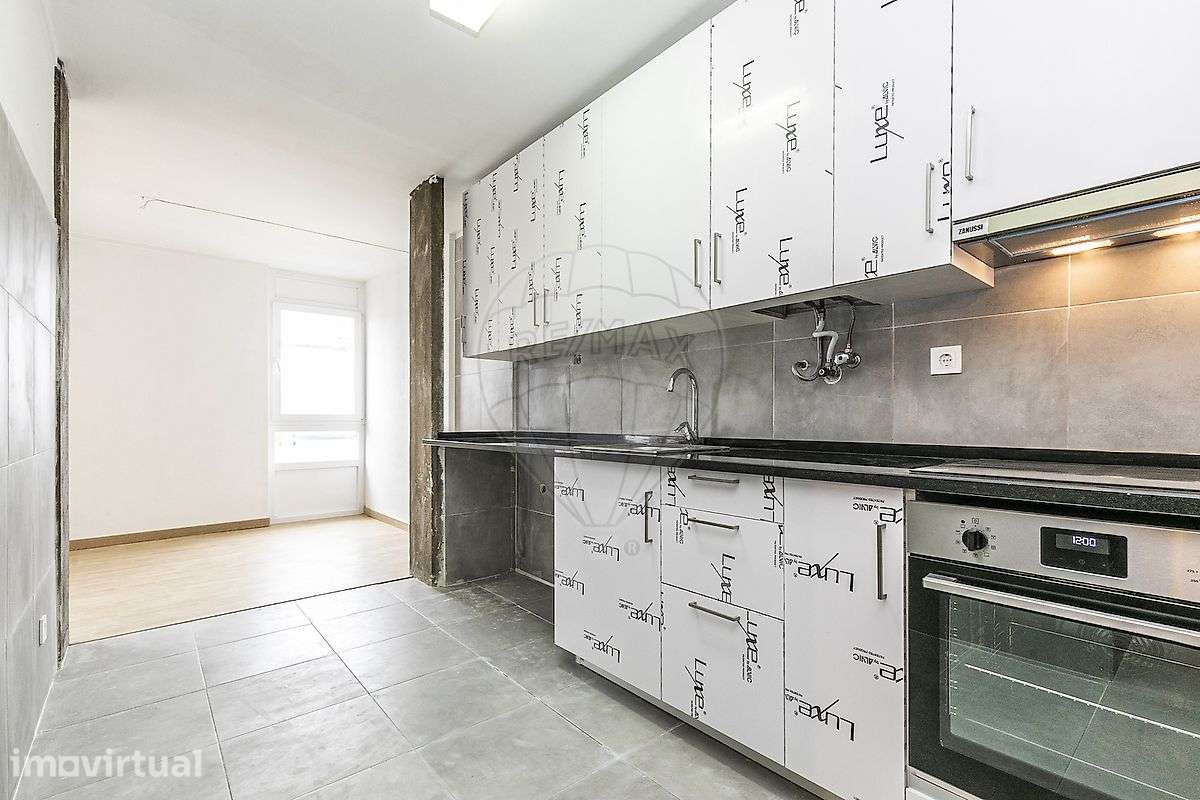 Apartamento T3 para arrendamento - Grande imagem: 2/9