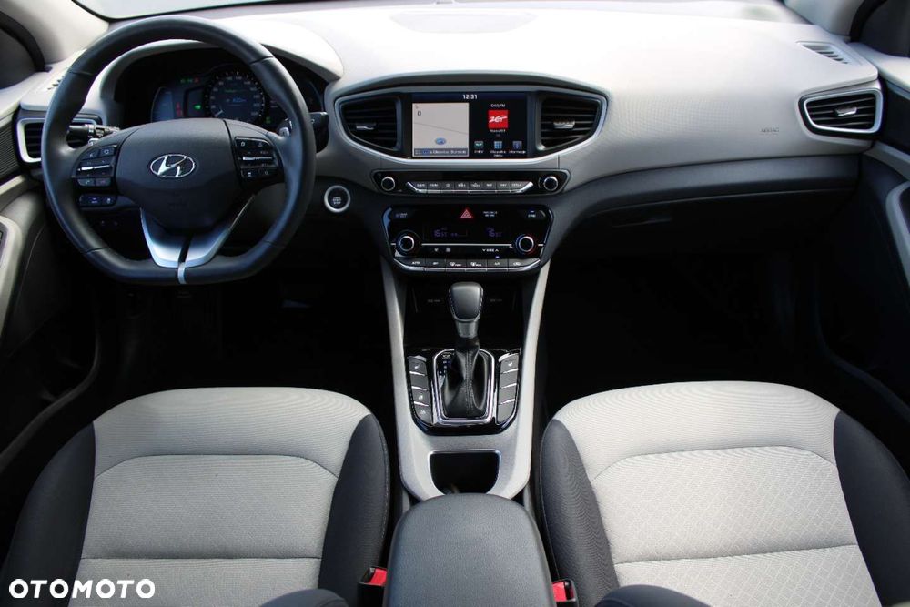 Hyundai IONIQ - 30