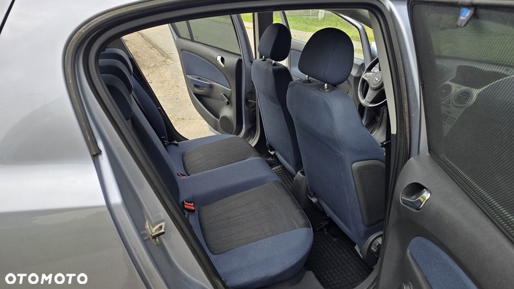 Opel Corsa 1.4 16V Edition - 33