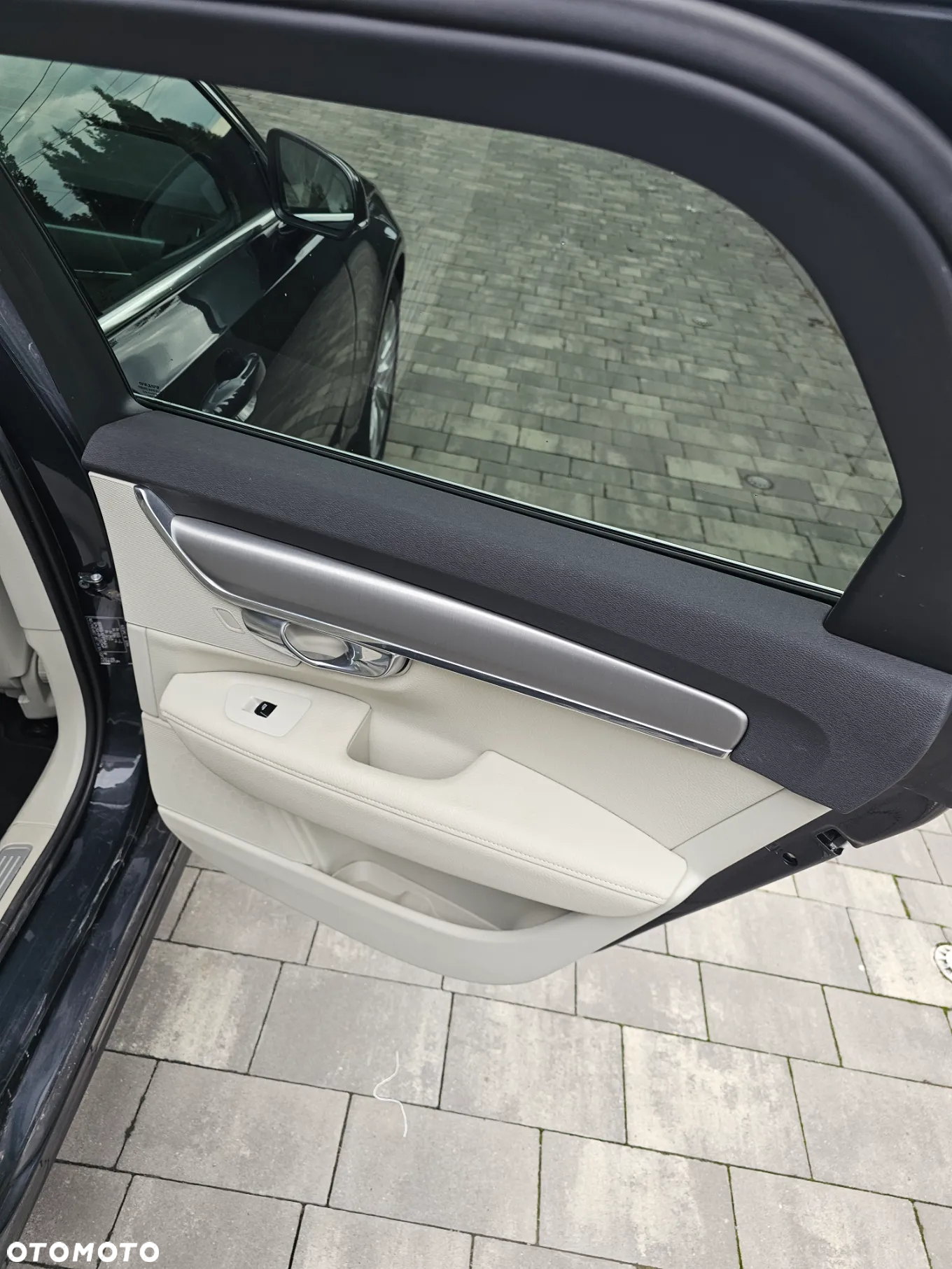 Volvo V90 D4 Geartronic Momentum - 15