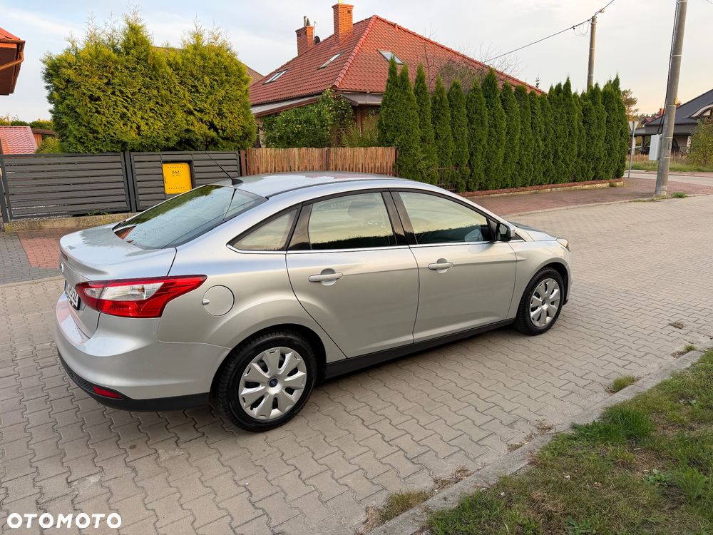 Ford Focus 1.6 Ti-VCT Titanium - 17