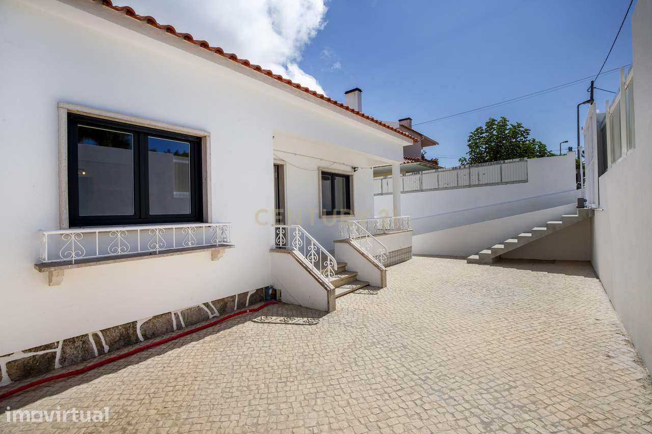 Casa Totalmente Renovada com 4+1 Quartos a Apenas 1 Minuto da Escola M - Grande imagem: 2/28
