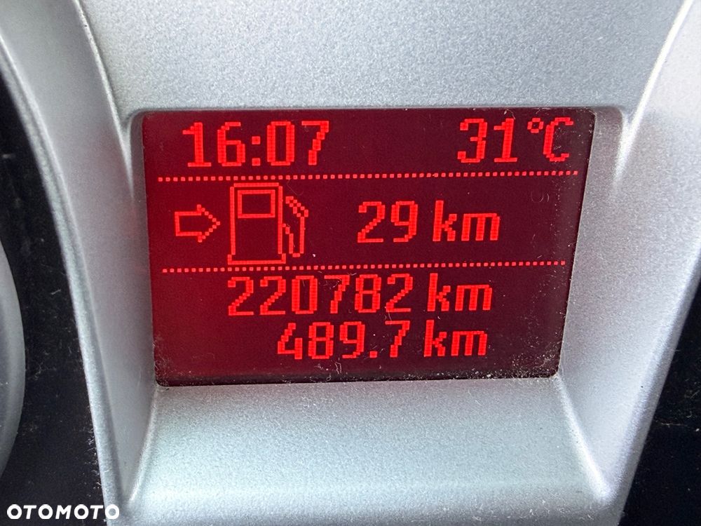 Ford Focus 1.6 Ambiente - 14