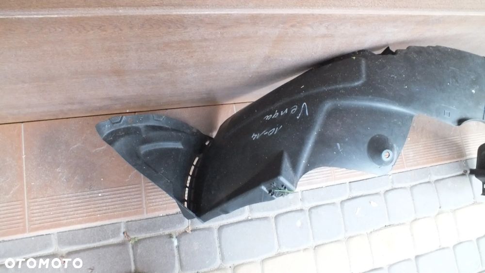 Nadkole przednie prawe Kia Venga Lift  868141P500 - 2