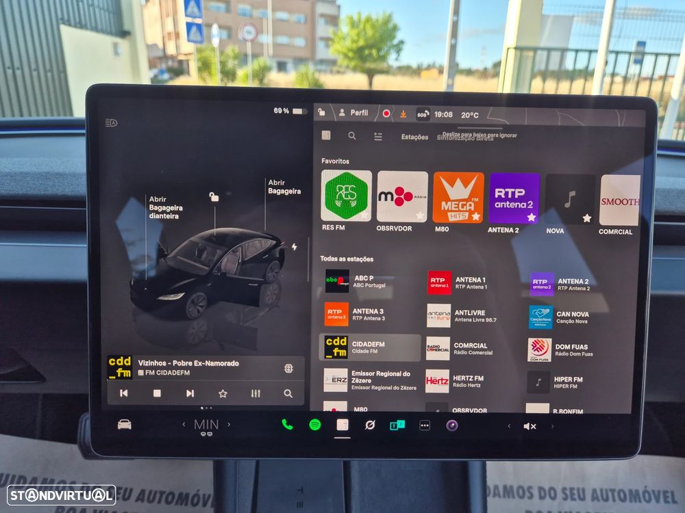 Tesla Model 3 Tração Traseira Premium - 35