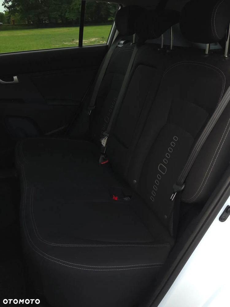 Kia Sportage 1.6 GDI L 2WD - 14