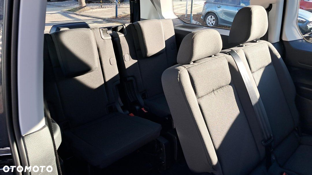 Ford Tourneo Connect - 12