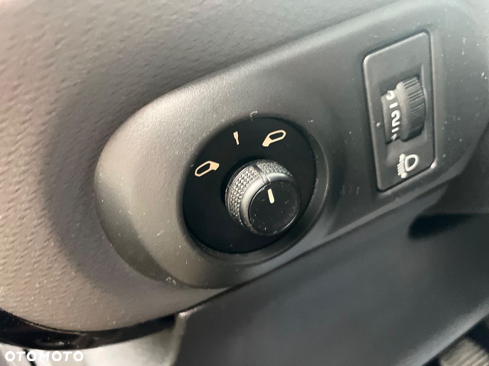 Citroën C4 Cactus - 25