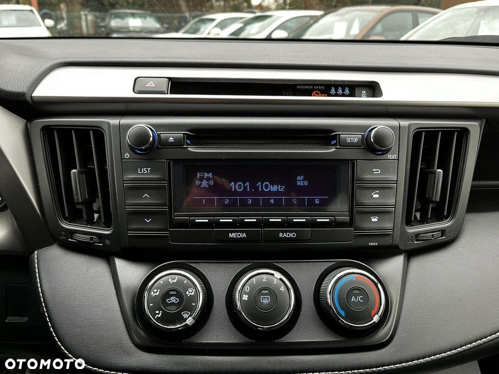 Toyota RAV4 2.0 Active 4x4 - 21