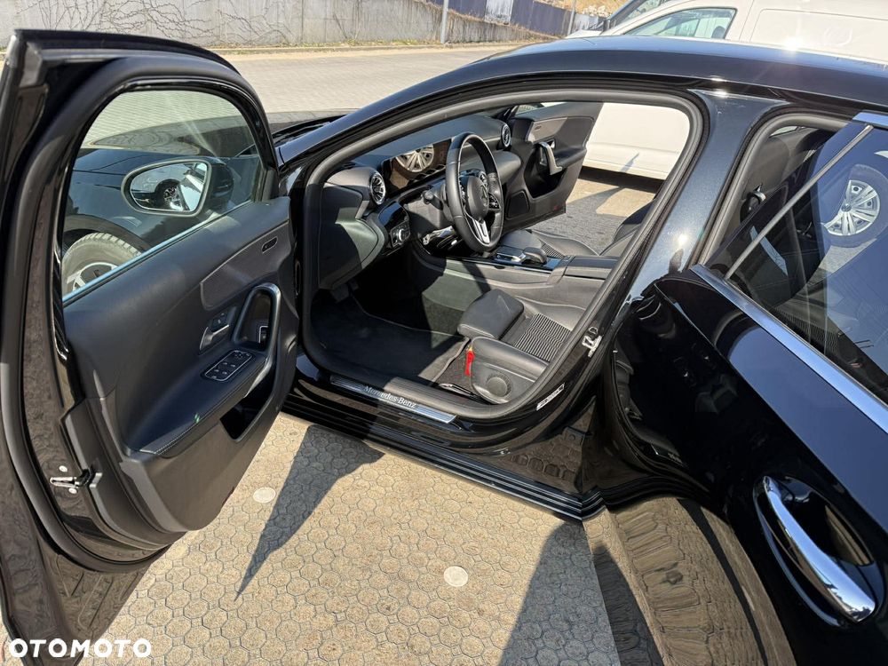 Mercedes-Benz Klasa A 250 Progressive 7G-DCT - 9