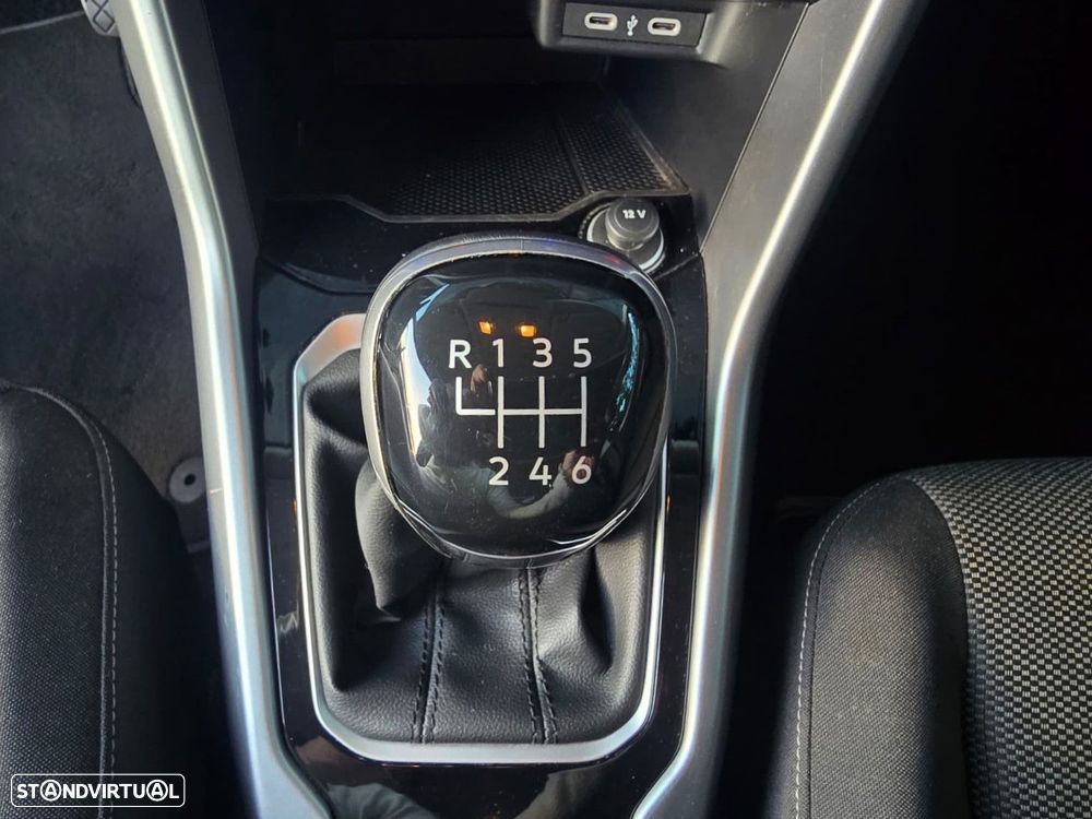 VW T-Roc 1.0 TSI Style - 23