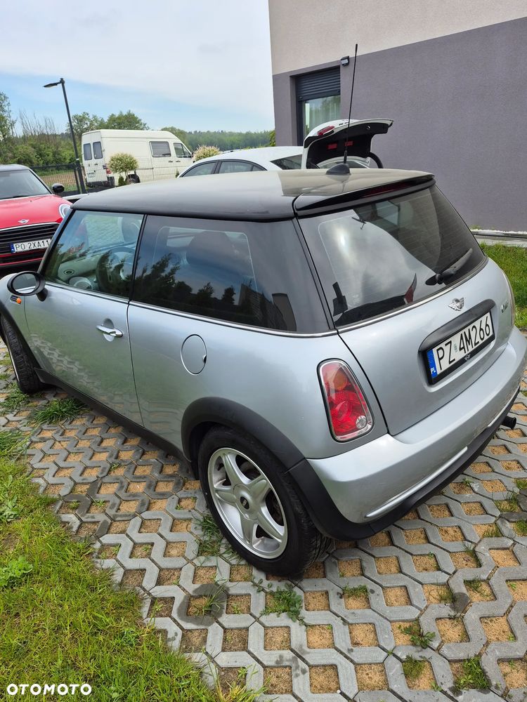 MINI ONE - 4