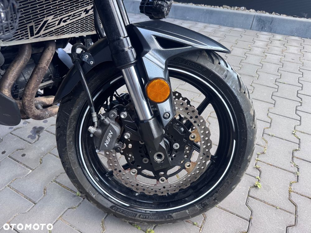 Kawasaki Versys 650 - 18