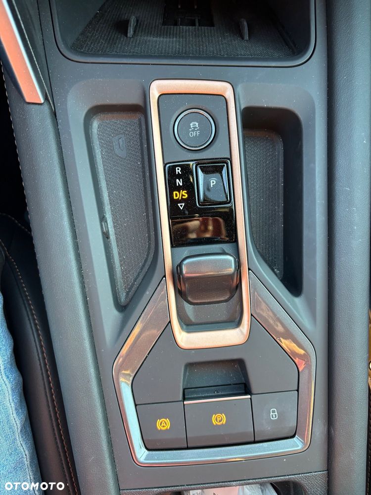 Cupra Formentor 1.5 eTSI mHEV DSG - 11