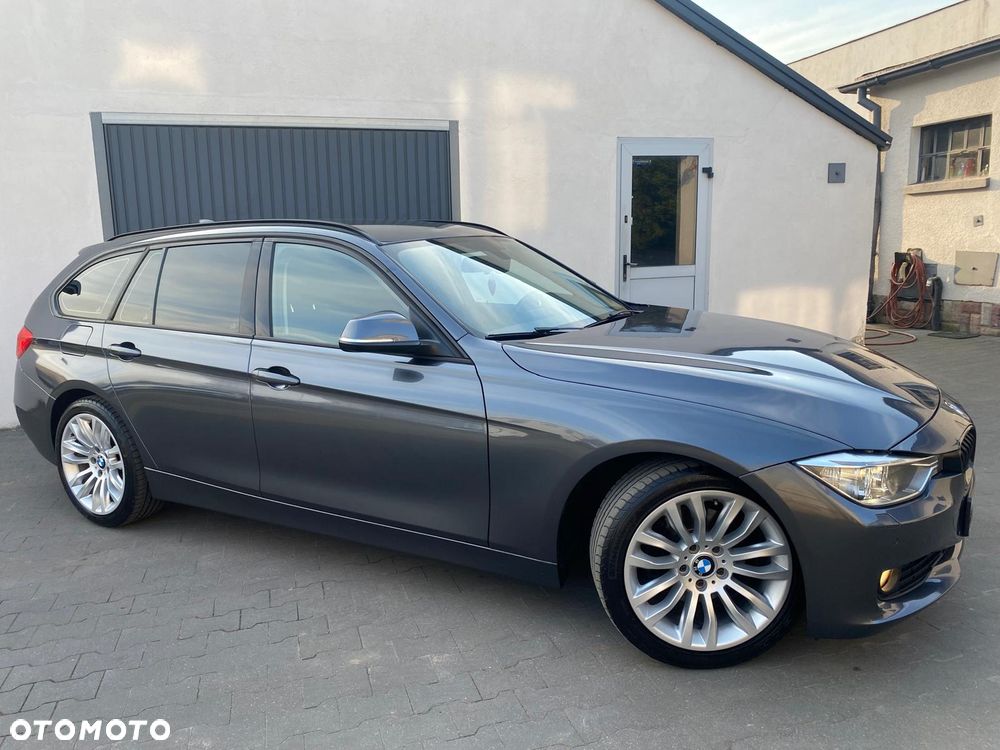 BMW Seria 3 320d Modern Line - 12