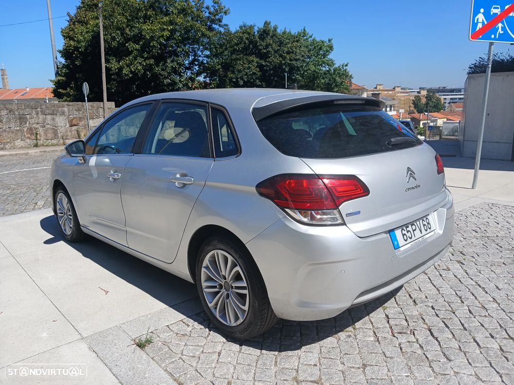 Citroën C4 1.6 BlueHDi Live — fotografia 18