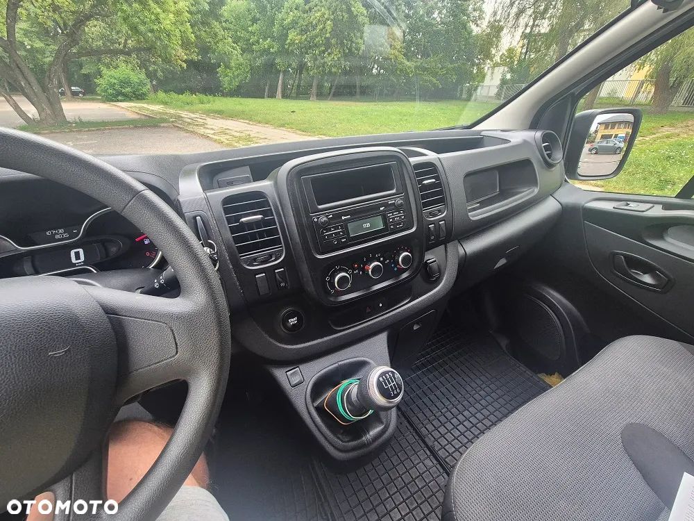 Renault Trafic - 8