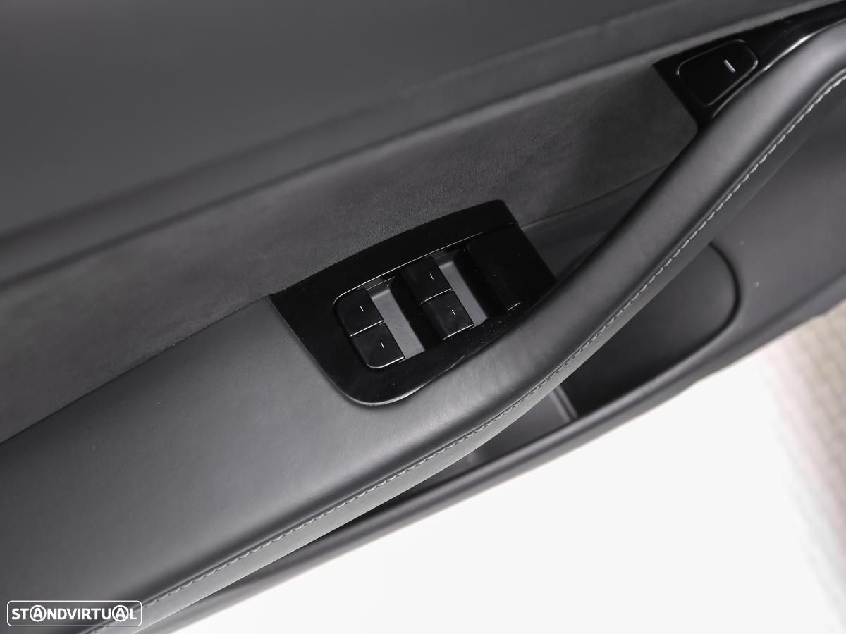 Tesla Model 3 Long-Range Dual Motor AWD - 14