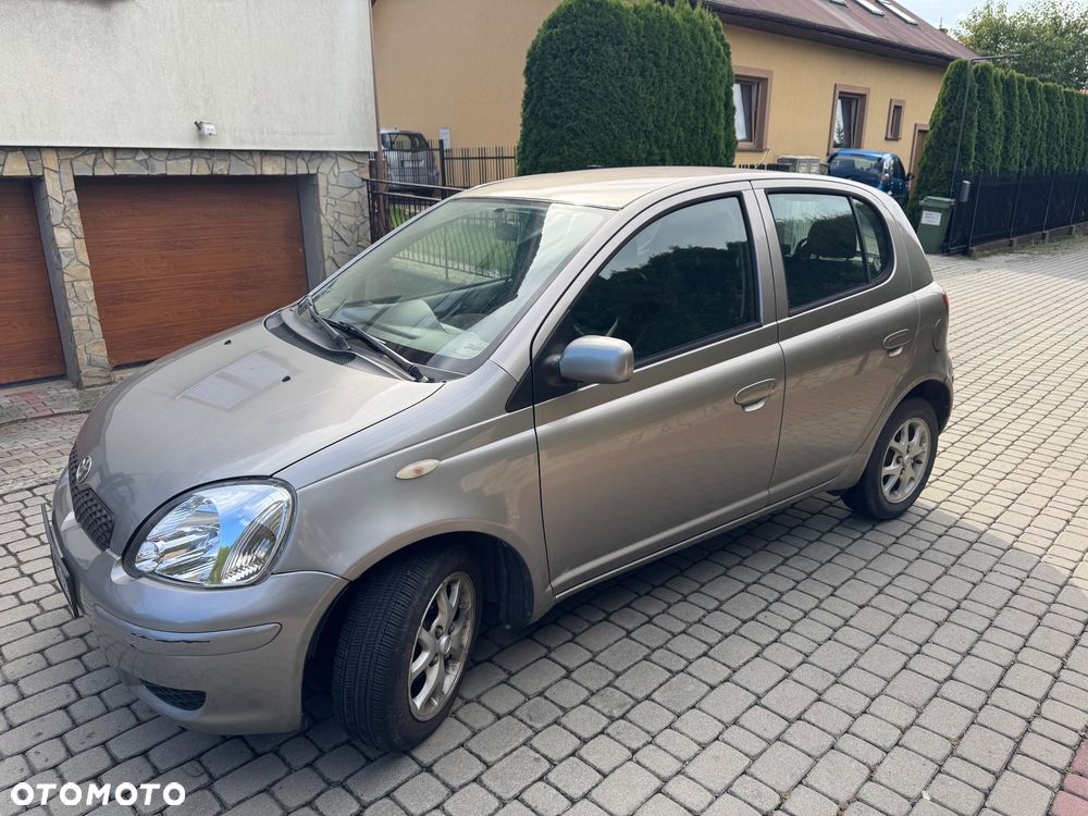 Toyota Yaris 1.3 Sol - 3