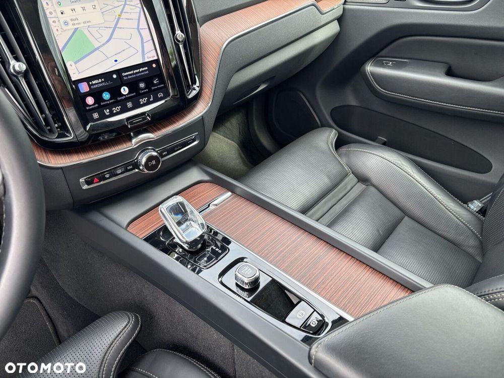 Volvo XC 60 B5 B AWD Plus Bright - 14
