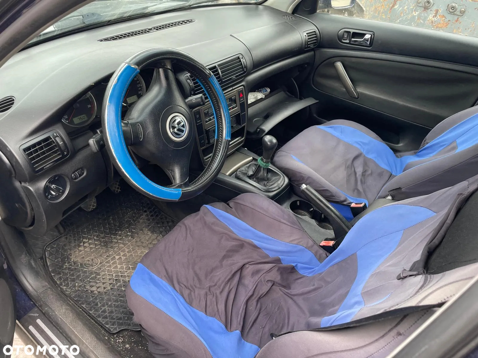 VW PASSAT B5na części!!! Kolor : LB5N - 5