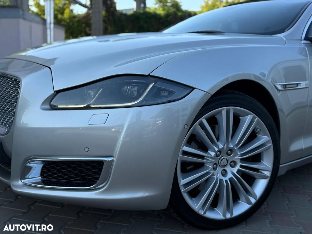 Jaguar XJ 30d Premium Luxury - 5