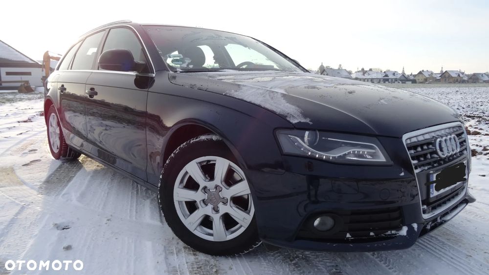 Audi A4 Avant 2.0 TDI - 9