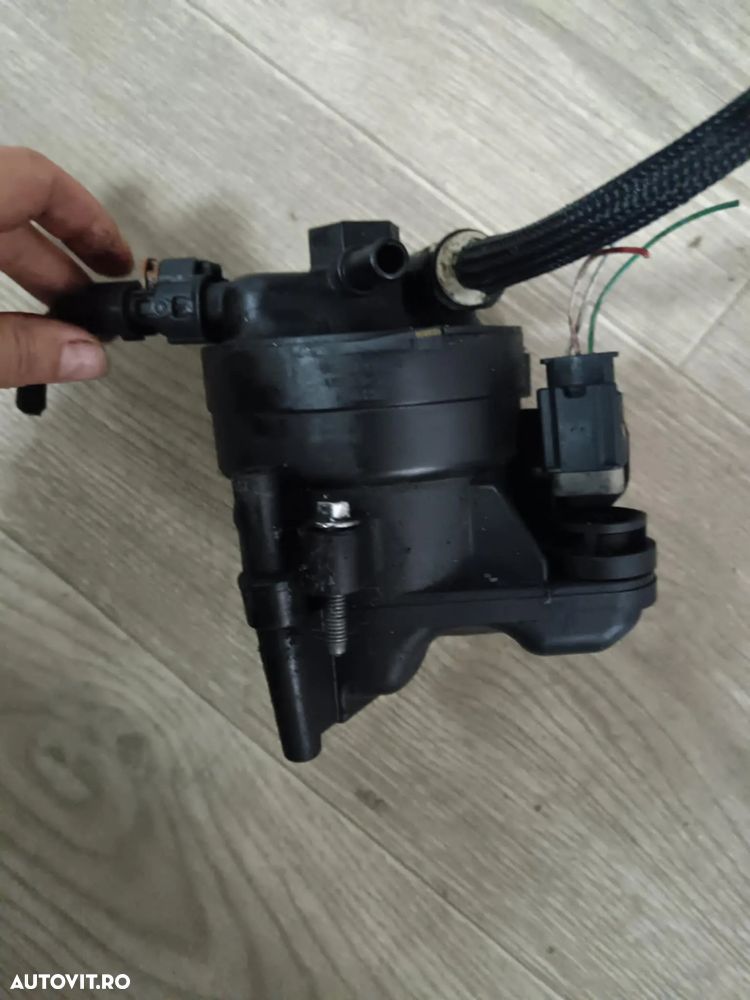 Carcasa filtru combustibil citroen c4 cactus, peugeot 5008, 308 , ford kuga 1.6, 2.0 d 9676133480 - 2