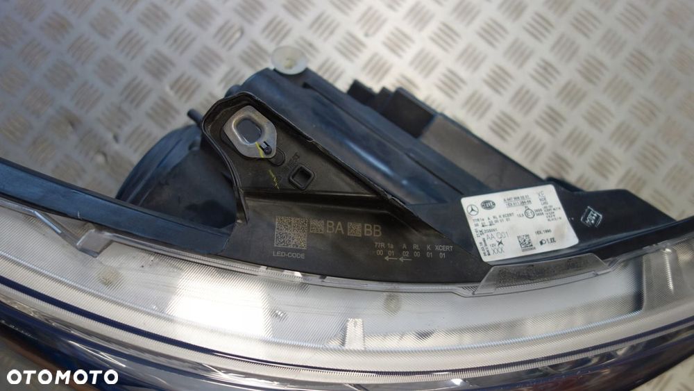 LAMPA PRAWA PRZÓD MERCEDES VIANO W447 A4479060201 - 4