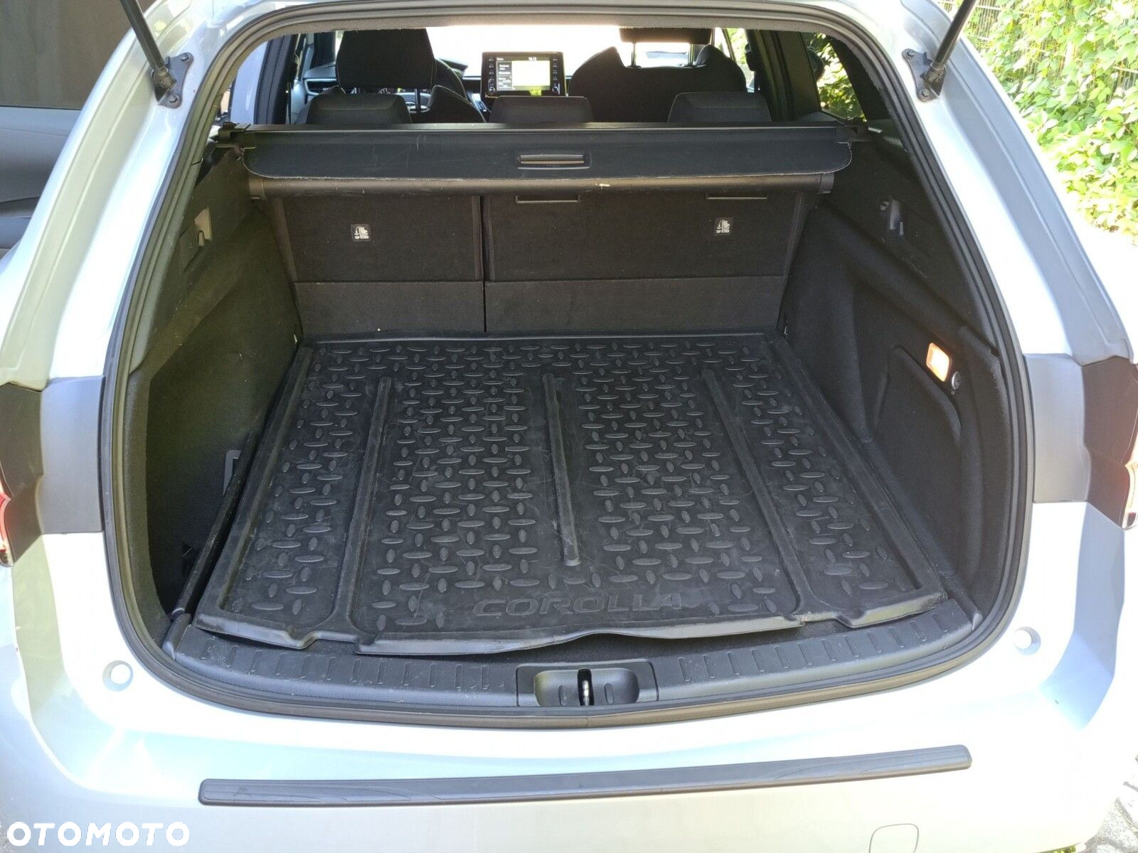 Toyota Corolla - 10